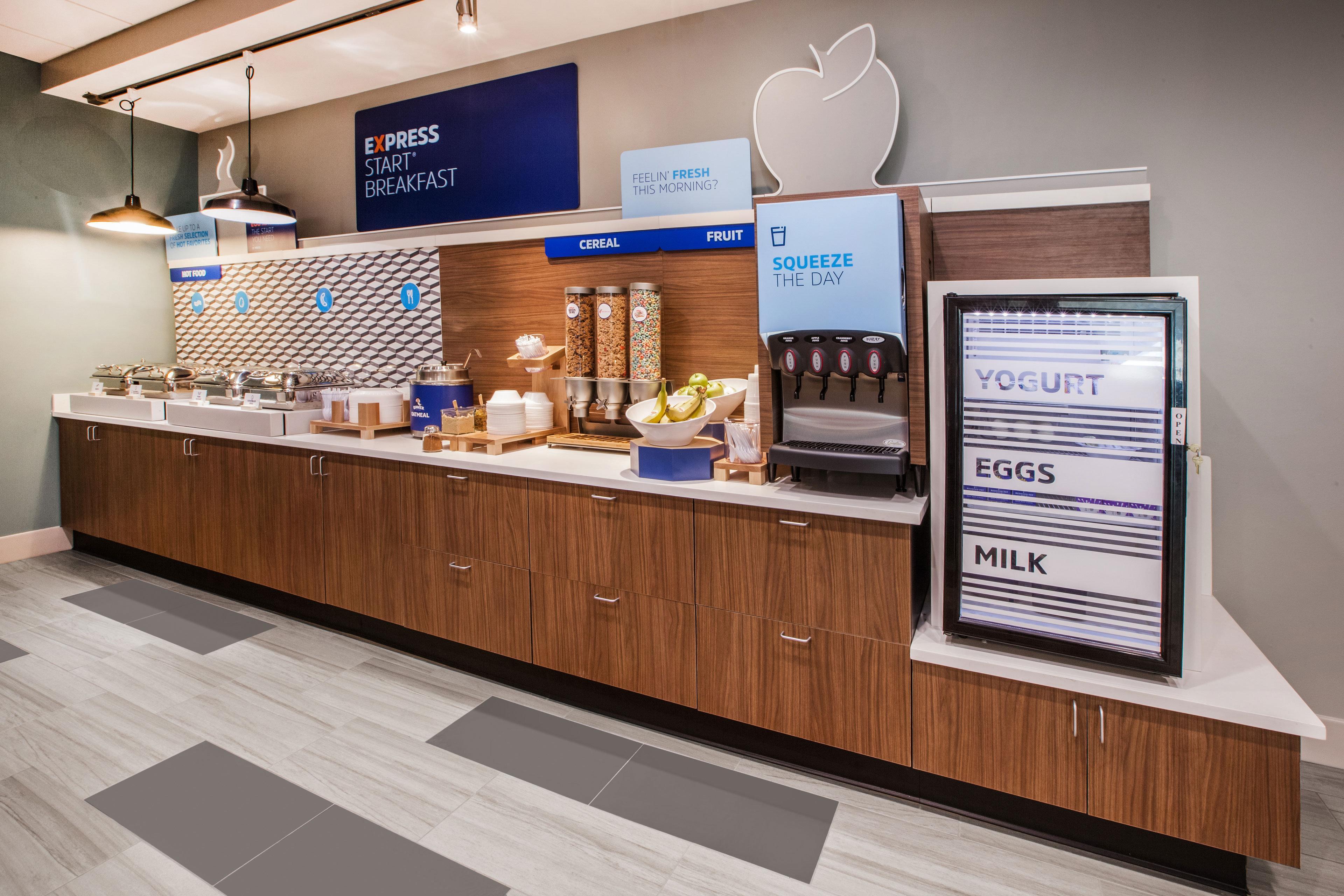 Holiday Inn Express Alva By Ihg Esterno foto