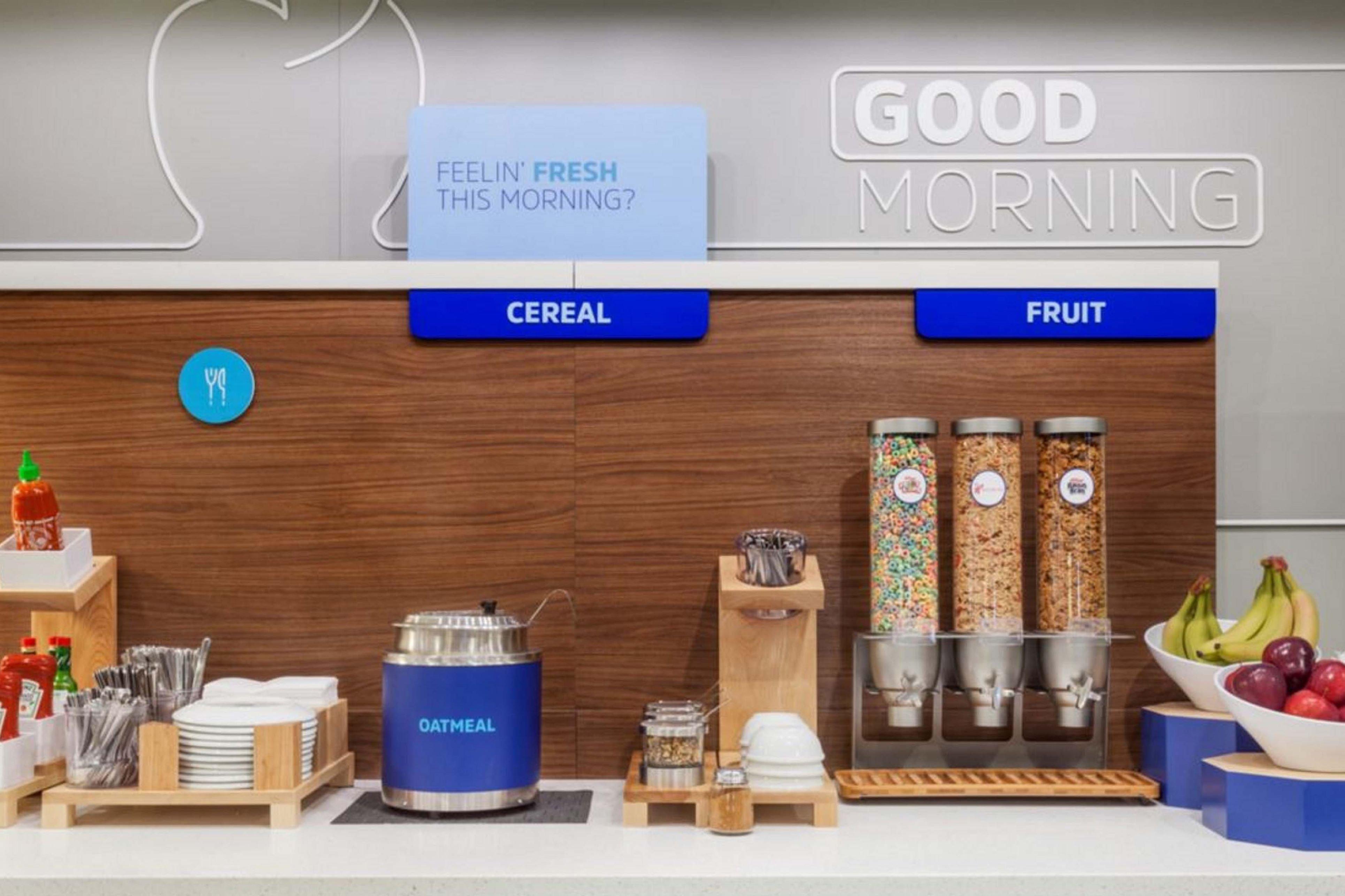 Holiday Inn Express Alva By Ihg Esterno foto