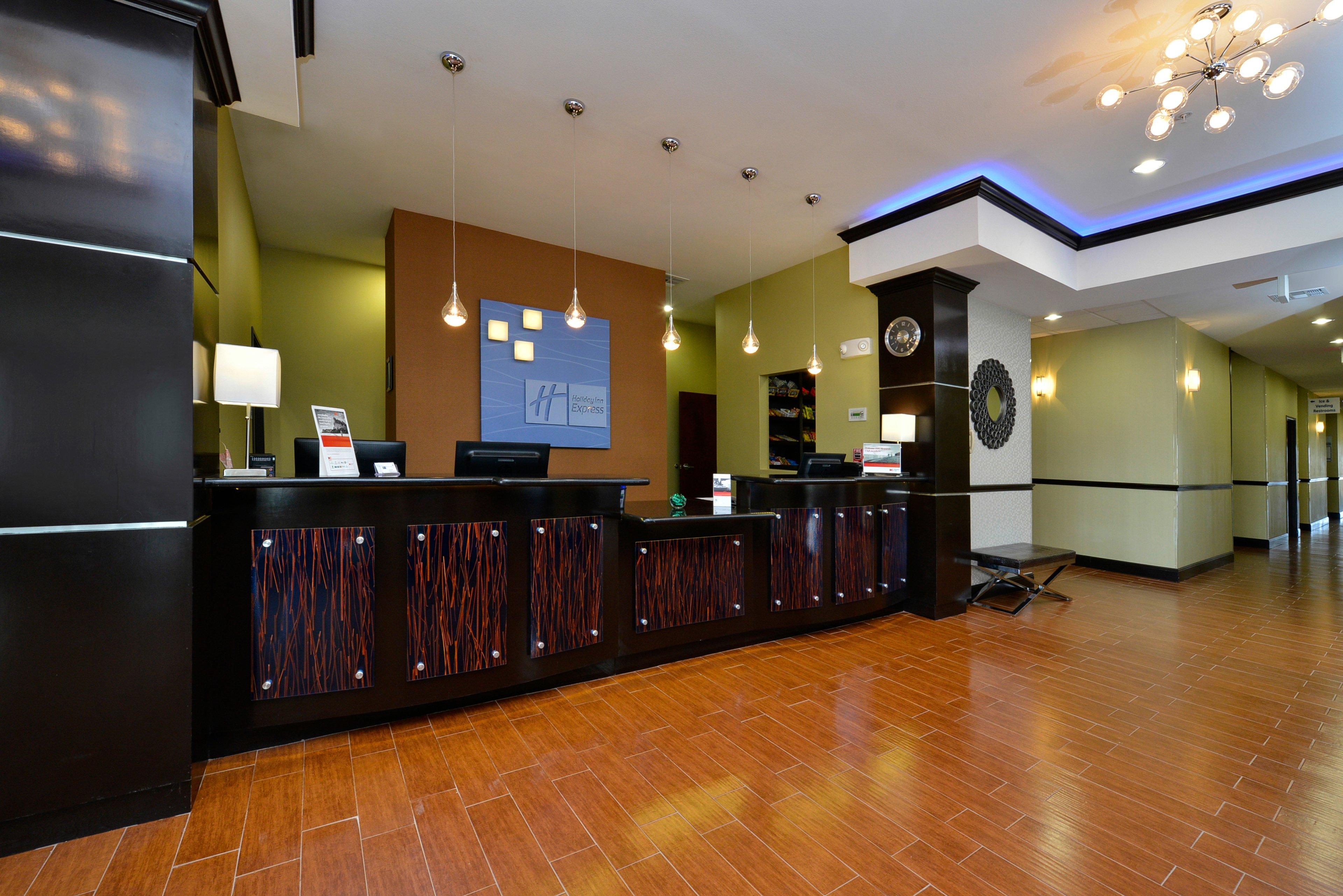 Holiday Inn Express Alva By Ihg Esterno foto